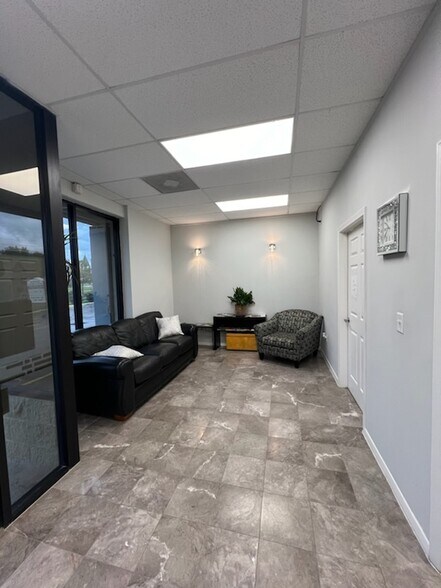 More Photos Of 3939 Lexington Blvd, Missouri City Medical For Sale