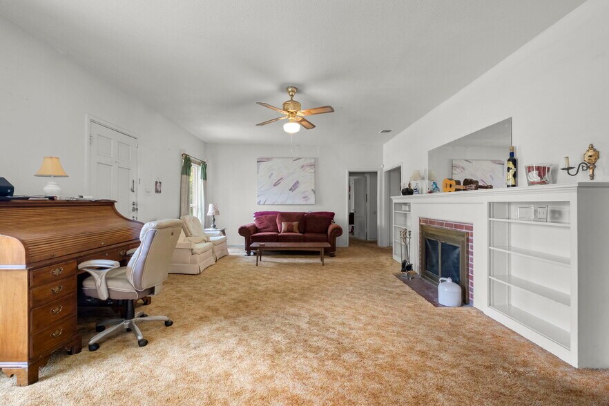 More Photos Of 4130 Aina Ln, San Antonio General Retail For Sale