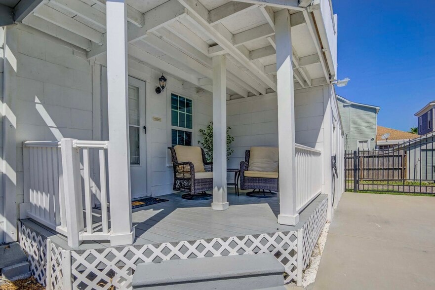 More Photos Of 1502 Market St, Galveston Hospitality For Sale
