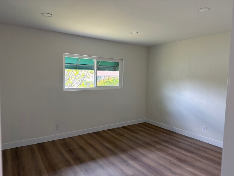 More Photos Of 1457 E Chapman Ave, Fullerton Office For Sale