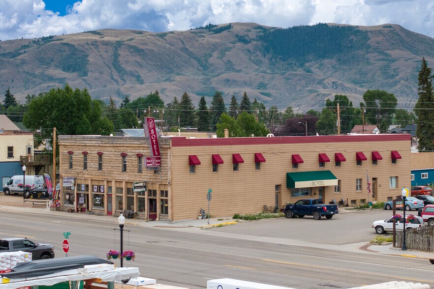 More Photos Of 104 2nd St S, Kremmling Apartments For Sale