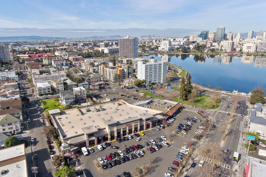 More Photos Of 226 Athol Ave, Oakland Apartments For Sale
