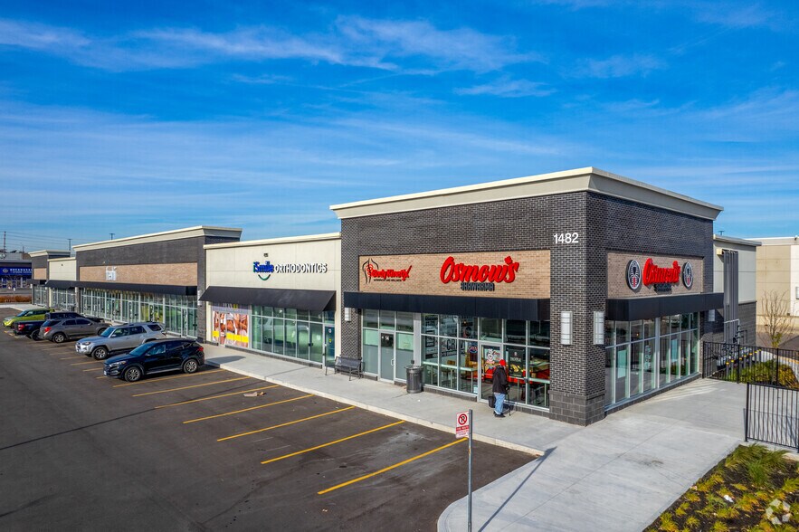 More Photos Of 1500-1570 Dundas St E, Mississauga Unknown For Lease