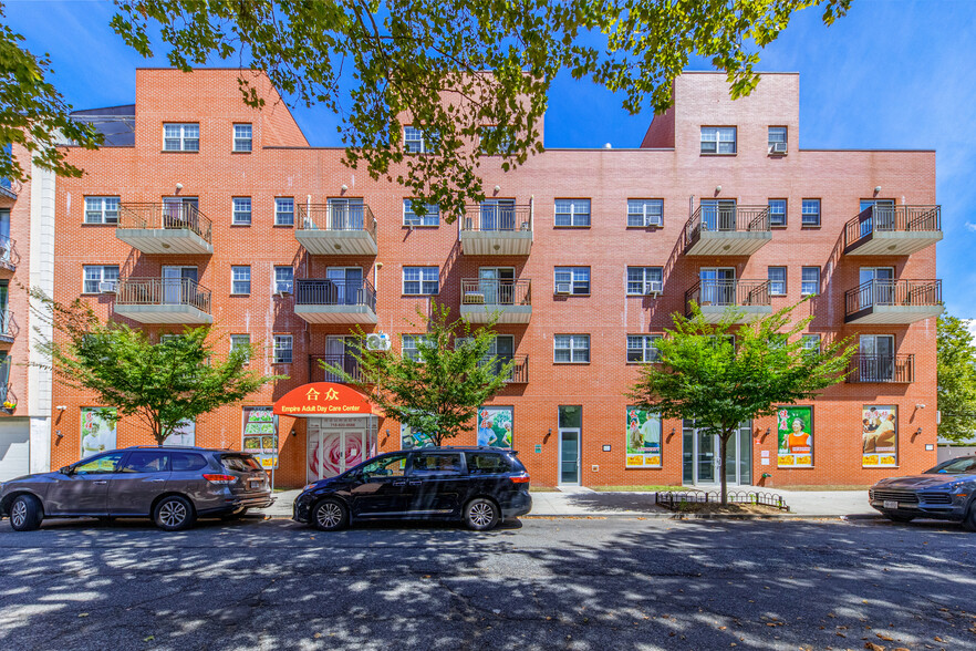 Primary Photo Of 7159 160th St, Flushing Apartments For Sale