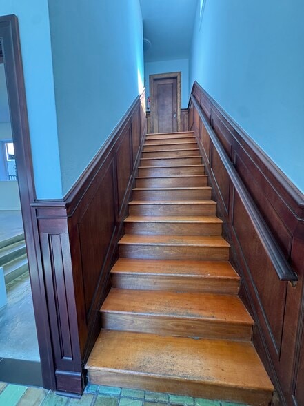 More Photos Of 135 S Park Ave, San Francisco Office For Lease