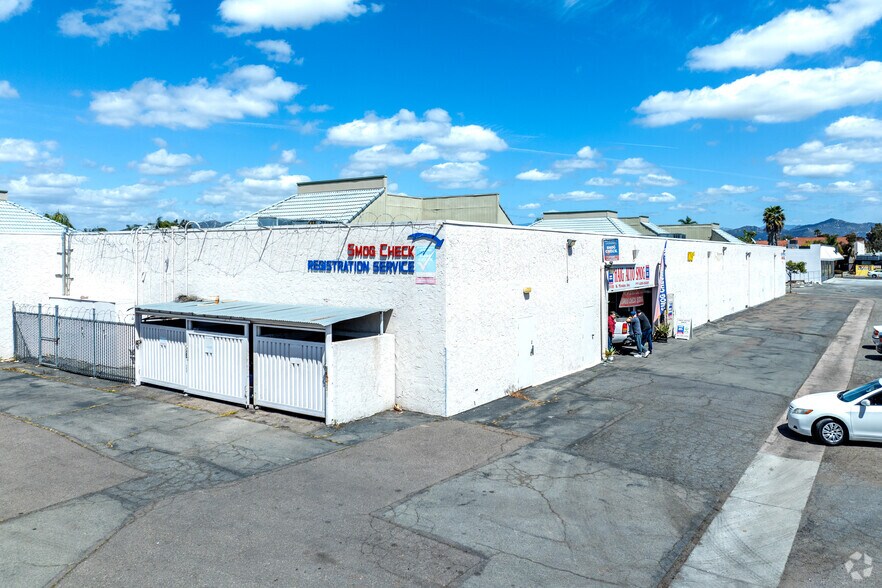More Photos Of 309-357 W Mission Ave, Escondido Unknown For Lease