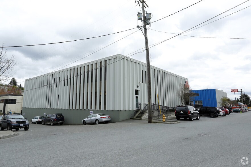 More Photos Of 900 Poplar Pl S, Seattle Warehouse For Lease