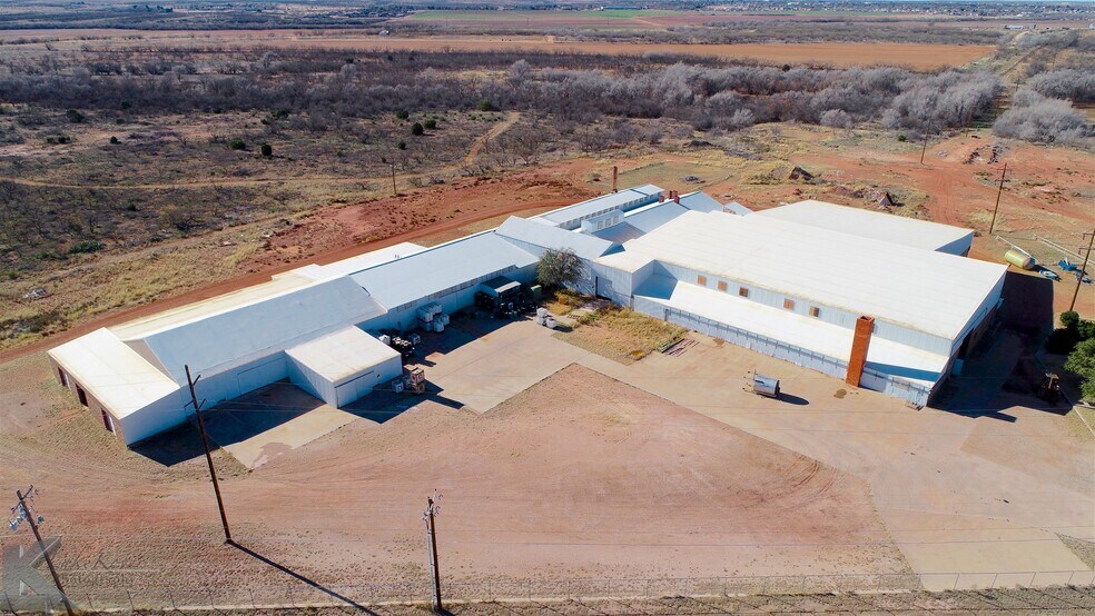 More Photos Of 3097 Brick Plant Rd, Snyder Manufacturing For Sale