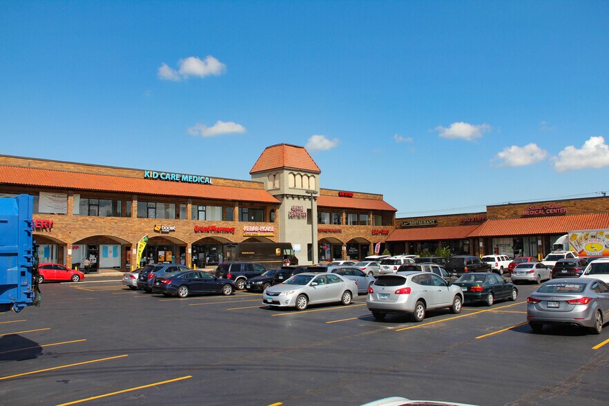 Primary Photo Of 229 W Grand Ave, Bensenville General Retail For Lease