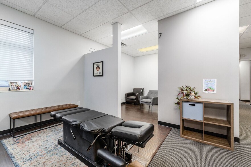 More Photos Of 440 Beecher Rd, Columbus Medical For Lease