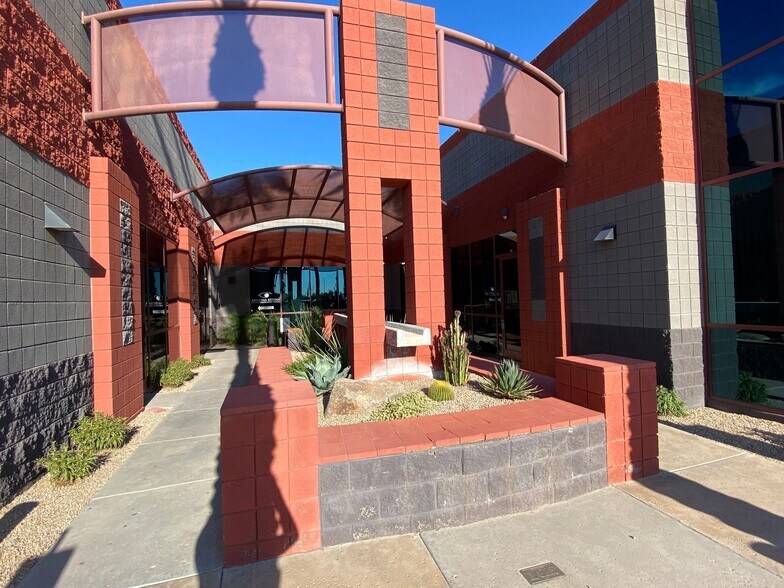 More Photos Of 6262 E Broadway Rd, Mesa Medical For Lease