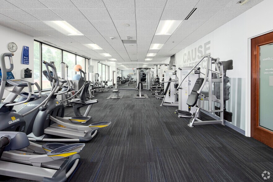 More Photos Of 505 Huntmar Park Dr, Herndon Office For Lease