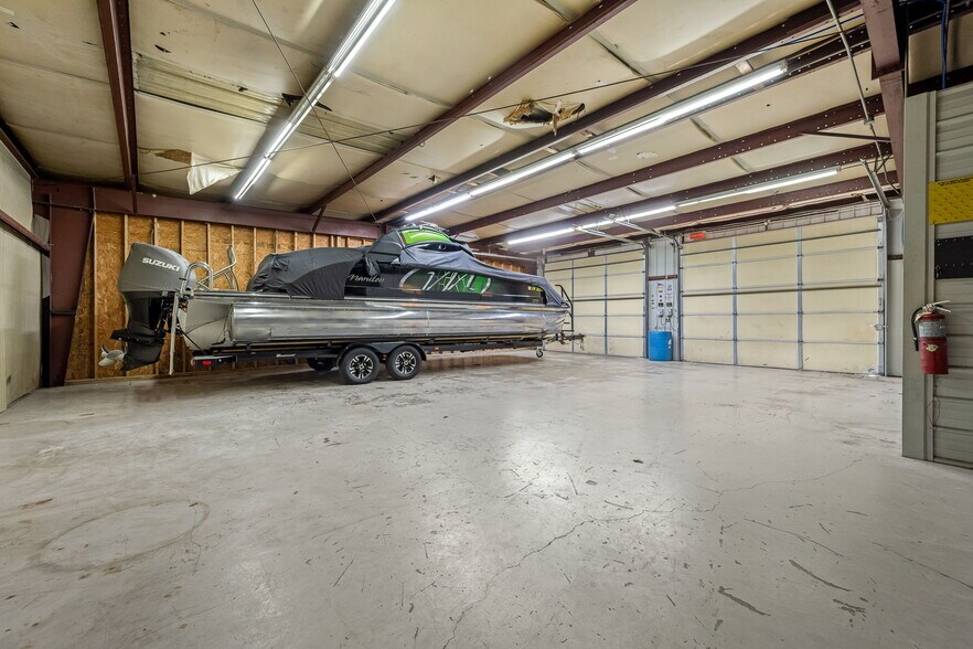 More Photos Of 117 Prince St, Shelbyville Specialty For Sale