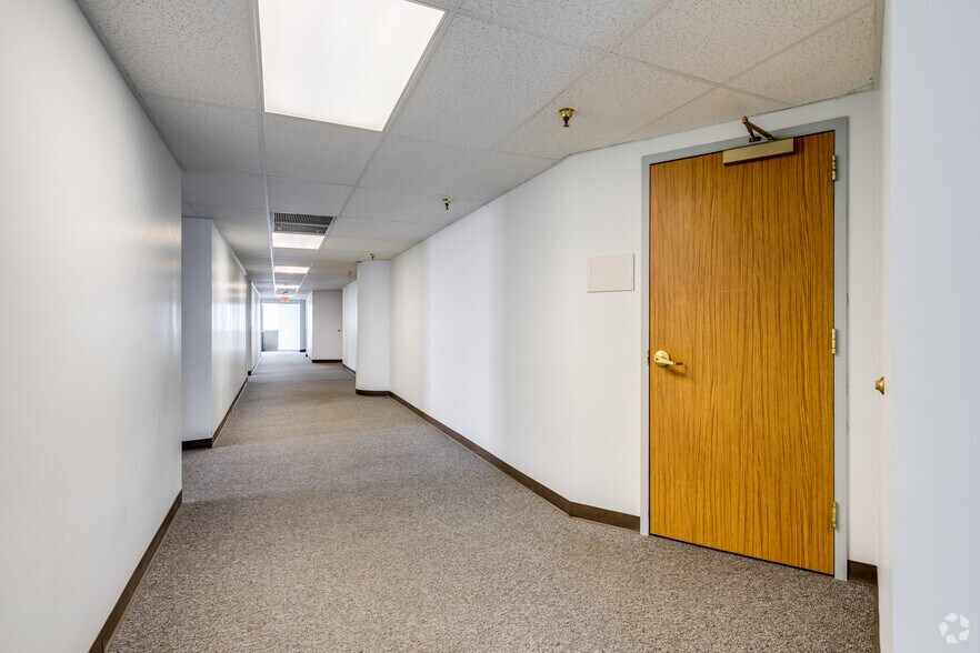 Photo of 23rd Floor Ste 60-2350
