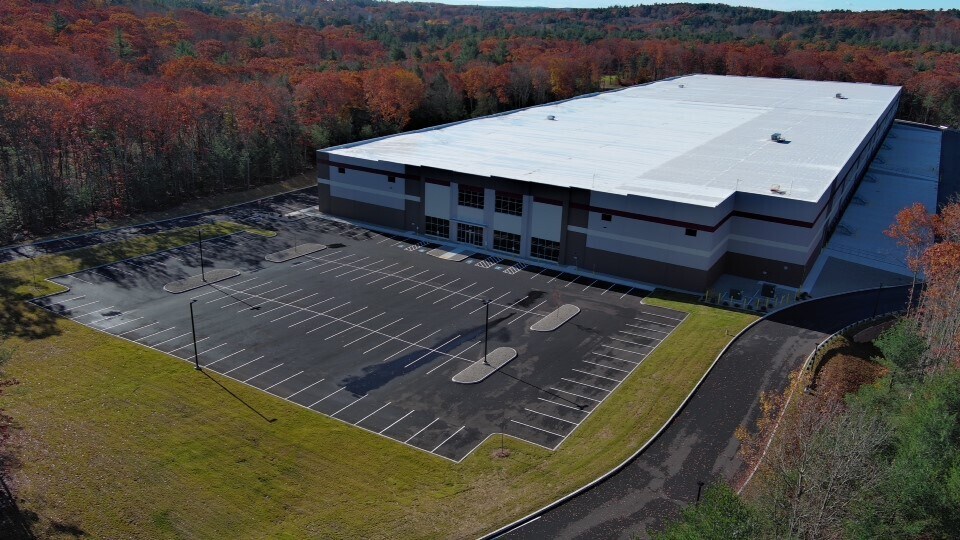 More Photos Of 90 Huntoon Memorial Hwy, Leicester Warehouse For Lease