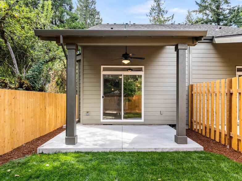 More Photos Of , Portland Multifamily For Sale