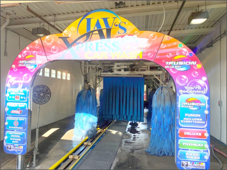 More Photos Of 7038 N 67th Ave, Glendale Carwash For Sale