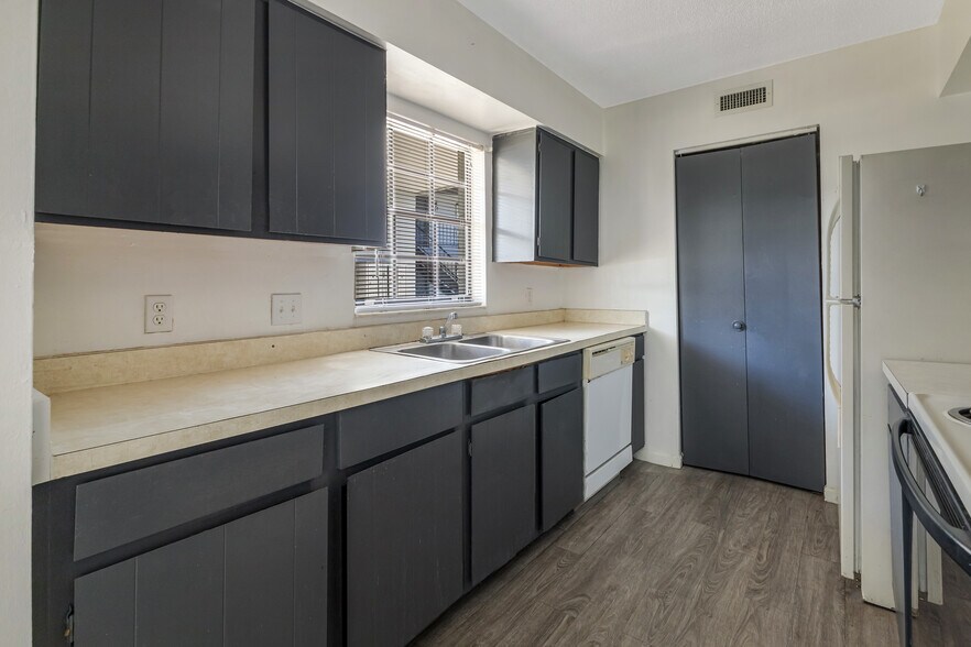 More Photos Of , Ocala Multifamily For Sale