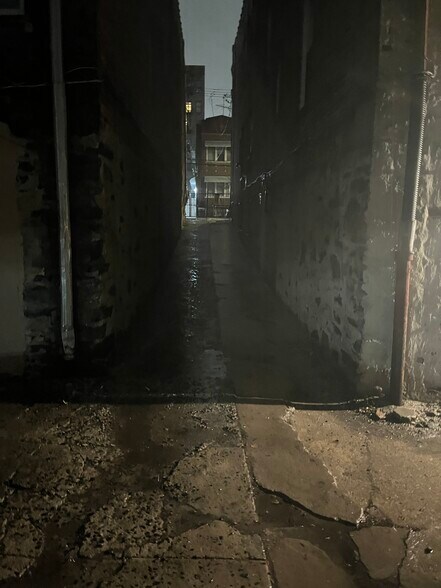 More Photos Of 1329 Findlay Ave, Bronx Multifamily For Sale