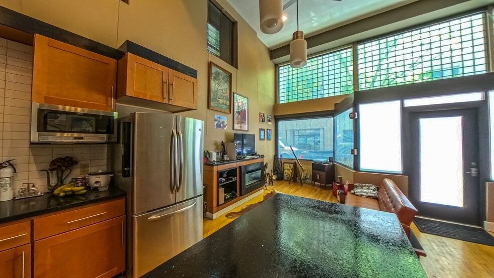 More Photos Of 209 1st St SW, Roanoke Apartments For Sale