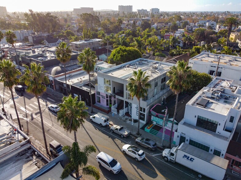 More Photos Of 1350-1352 Abbot Kinney Blvd, Venice Loft Creative Space For Lease