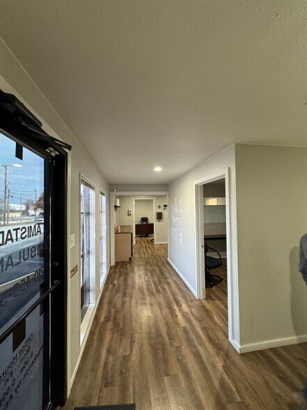 Primary Photo Of 7038 Eckhert Rd, San Antonio Warehouse For Lease