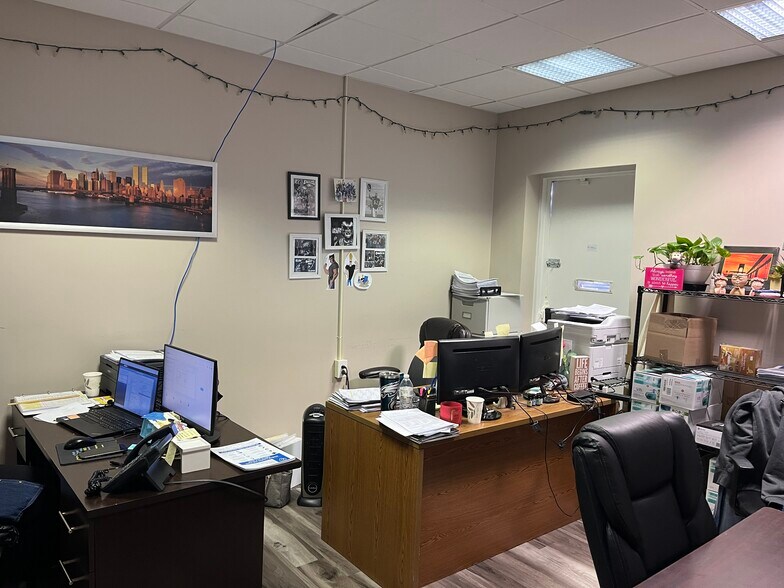 More Photos Of 2040 Napfle Ave, Philadelphia Freestanding For Lease