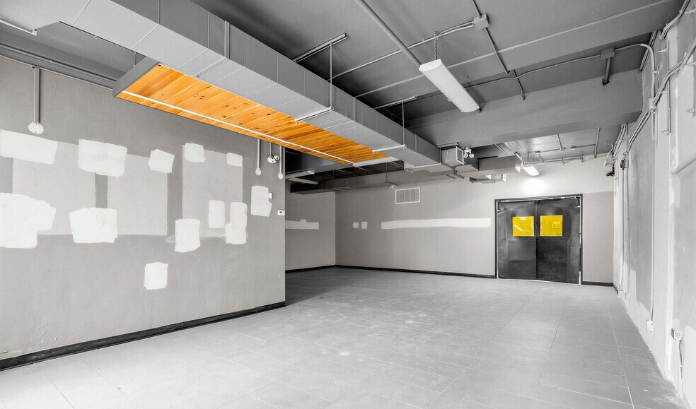 More Photos Of 761 Queen St W, Toronto General Retail For Sale