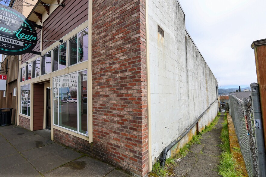 More Photos Of 2051 Sherman Ave, North Bend General Retail For Sale