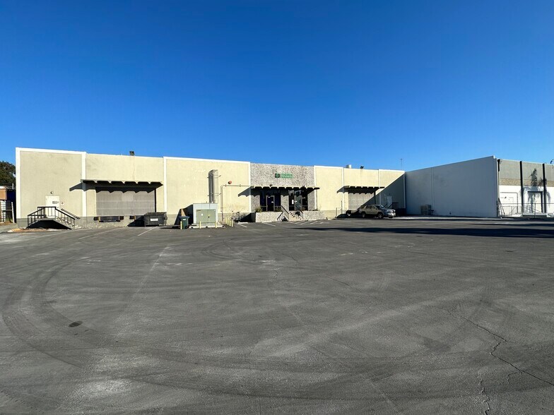 More Photos Of 16000-16010 Phoebe Ave, La Mirada Warehouse For Lease