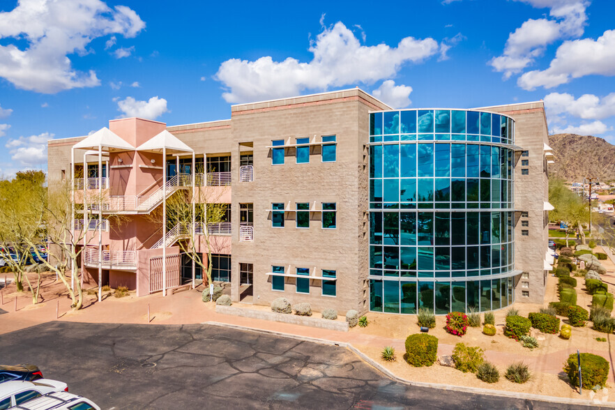 Primary Photo Of 9100 N 2nd St, Phoenix Medical For Lease