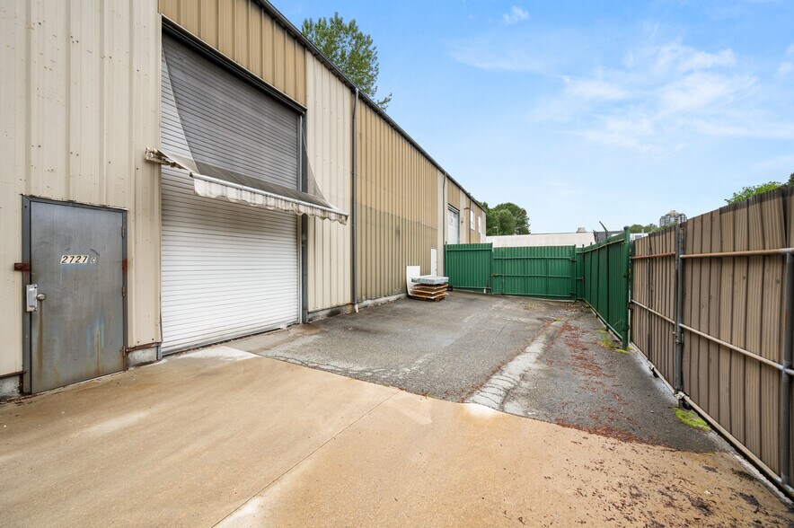 More Photos Of 2727 Dixon St, Port Coquitlam Industrial For Lease