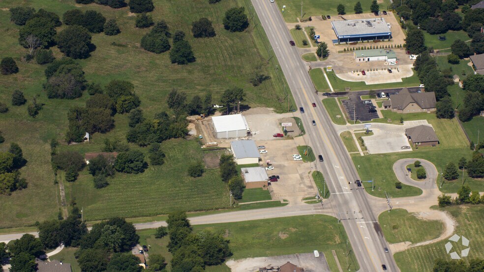 Primary Photo Of 22428 E 71st St, Broken Arrow Freestanding For Sale