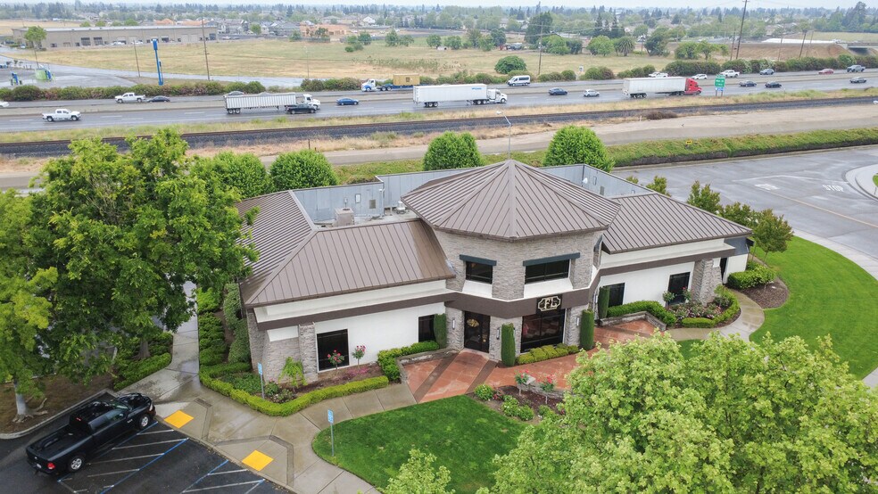 More Photos Of 1225 Canal Blvd, Ripon Restaurant For Sale