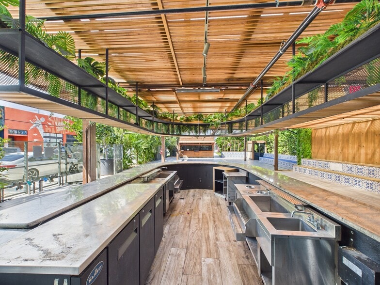 More Photos Of 2509 N Miami Ave, Miami Loft Creative Space For Lease