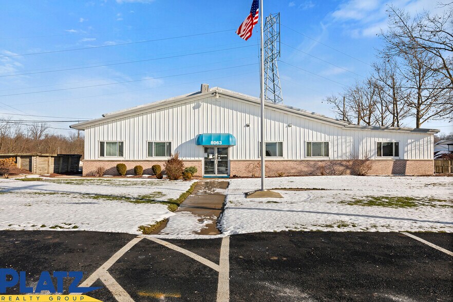 Primary Photo Of 8063 Southern Blvd, Youngstown Warehouse For Lease