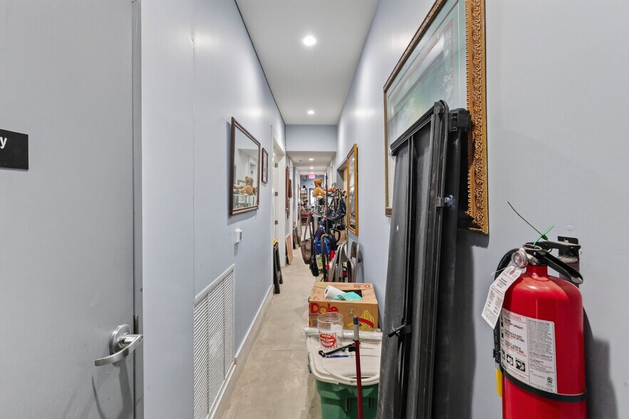More Photos Of 109 S Raiford St, Selma Storefront For Sale
