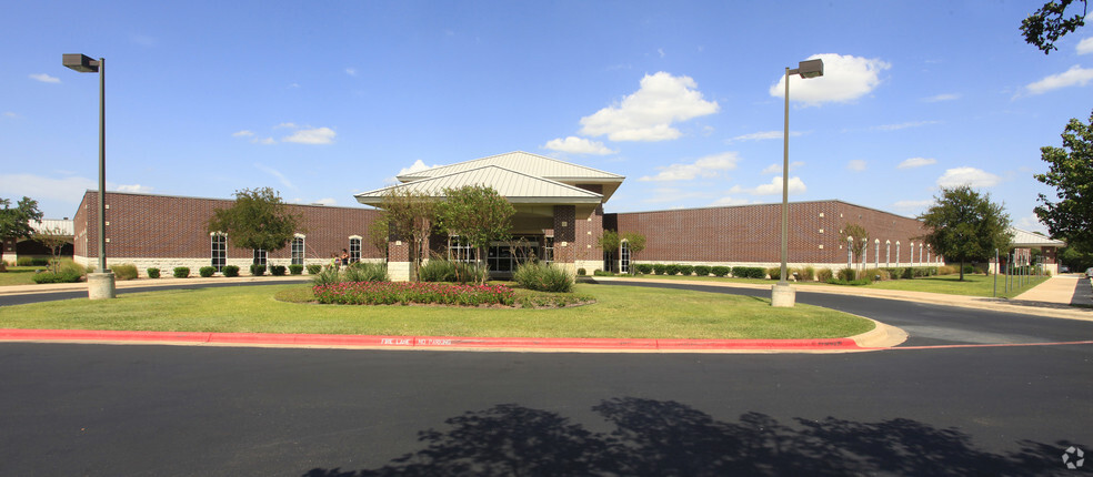 Primary Photo Of 7200 Wyoming Springs Rd, Round Rock Medical For Lease