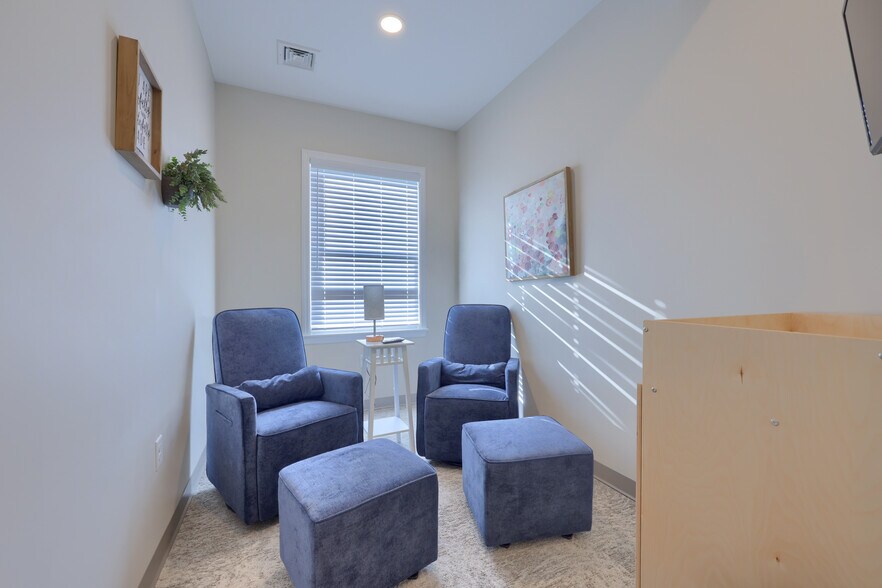 More Photos Of 121 Walnut Hill Rd, Millersville Religious Facility For Sale