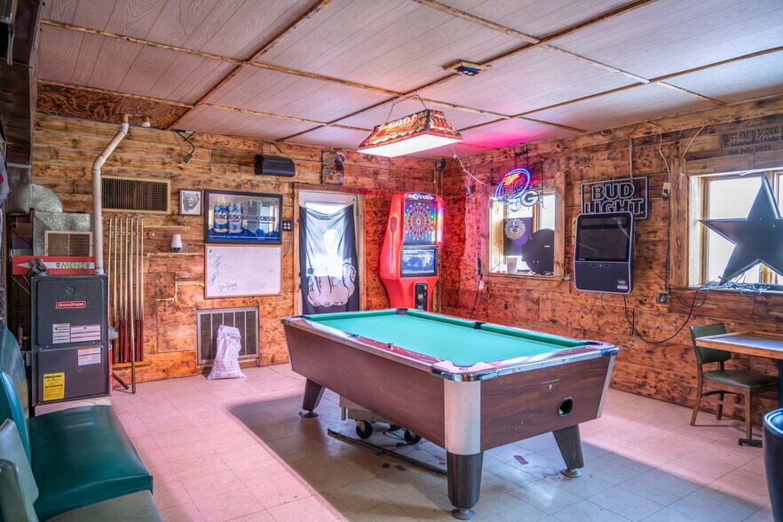 More Photos Of N13903 State Road 80, Necedah Hotel For Sale