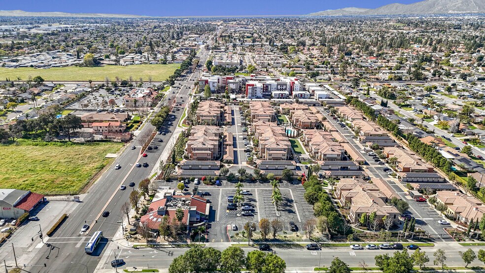 More Photos Of 10276 Foothill Blvd, Rancho Cucamonga Restaurant For Sale