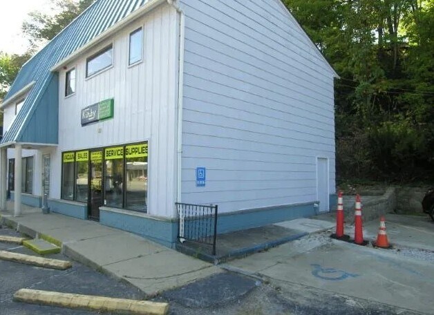 More Photos Of 3473 Us-60, Huntington Storefront Retail Office For Sale