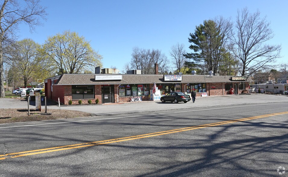 More Photos Of 912 Terryville Ave, Bristol Freestanding For Sale