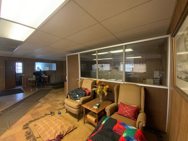 More Photos Of N57 W13520 Reichert Ave, Menomonee Falls Manufacturing For Sale