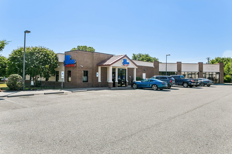 Primary Photo Of 3321 W Mercury Blvd, Hampton Medical For Lease
