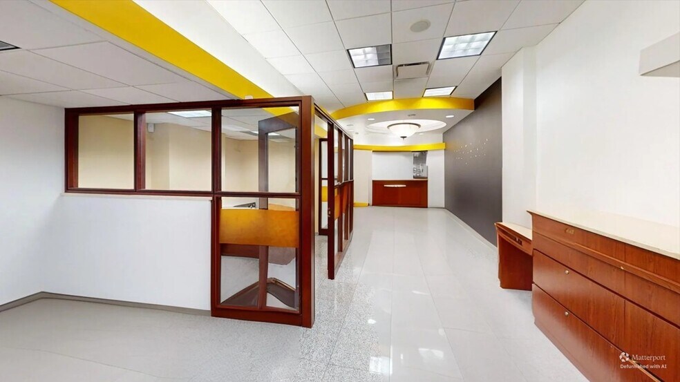 More Photos Of 1608 Kings Hwy, Brooklyn Bank For Lease