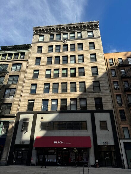 More Photos Of 235 W 23rd St, New York Loft Creative Space For Lease