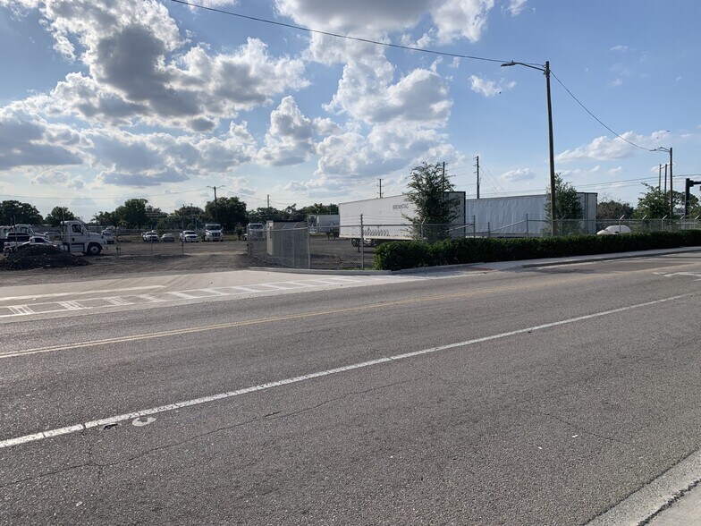 More Photos Of 9010 Sidney Hayes, Orlando Land For Lease