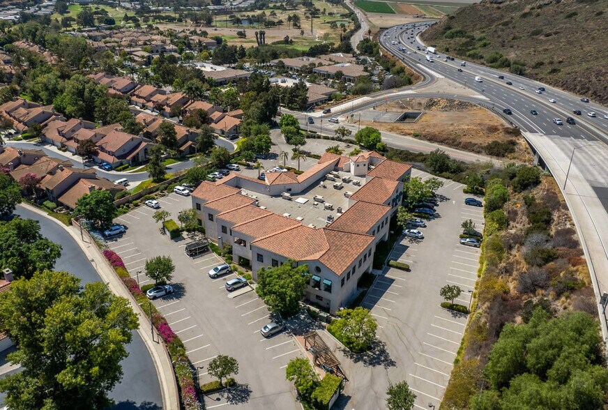 More Photos Of 816 Camarillo Springs Rd, Camarillo Medical For Lease