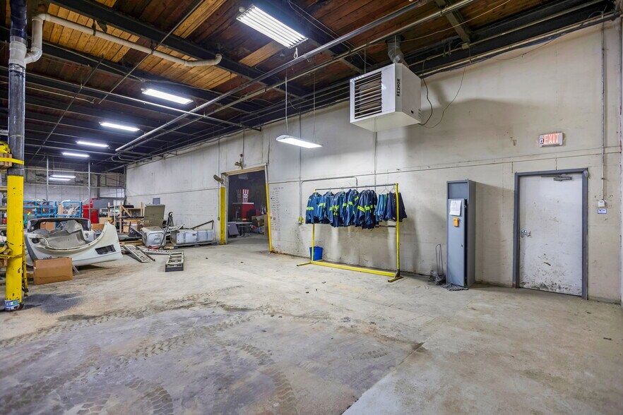 More Photos Of 808 Rhoads Ave, Columbus Warehouse For Sale
